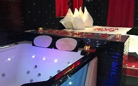 Le Cabaret Vip Spa